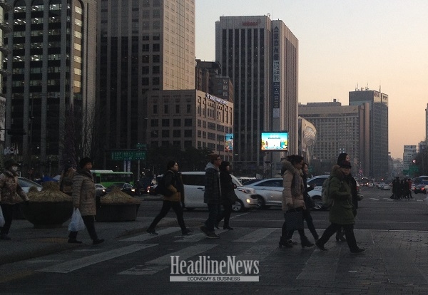 [날씨] 첫눈 내린다는 ‘소설’ 전국 대체로 맑음…아침 체감온도 영하권